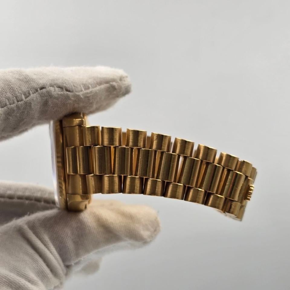 Rolex Day-Date 36 18K Yellow Gold Champagne Diamond Dial