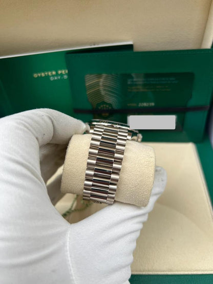 Rolex Day-Date 40 18K White Gold Olive Green Anniversary Dial