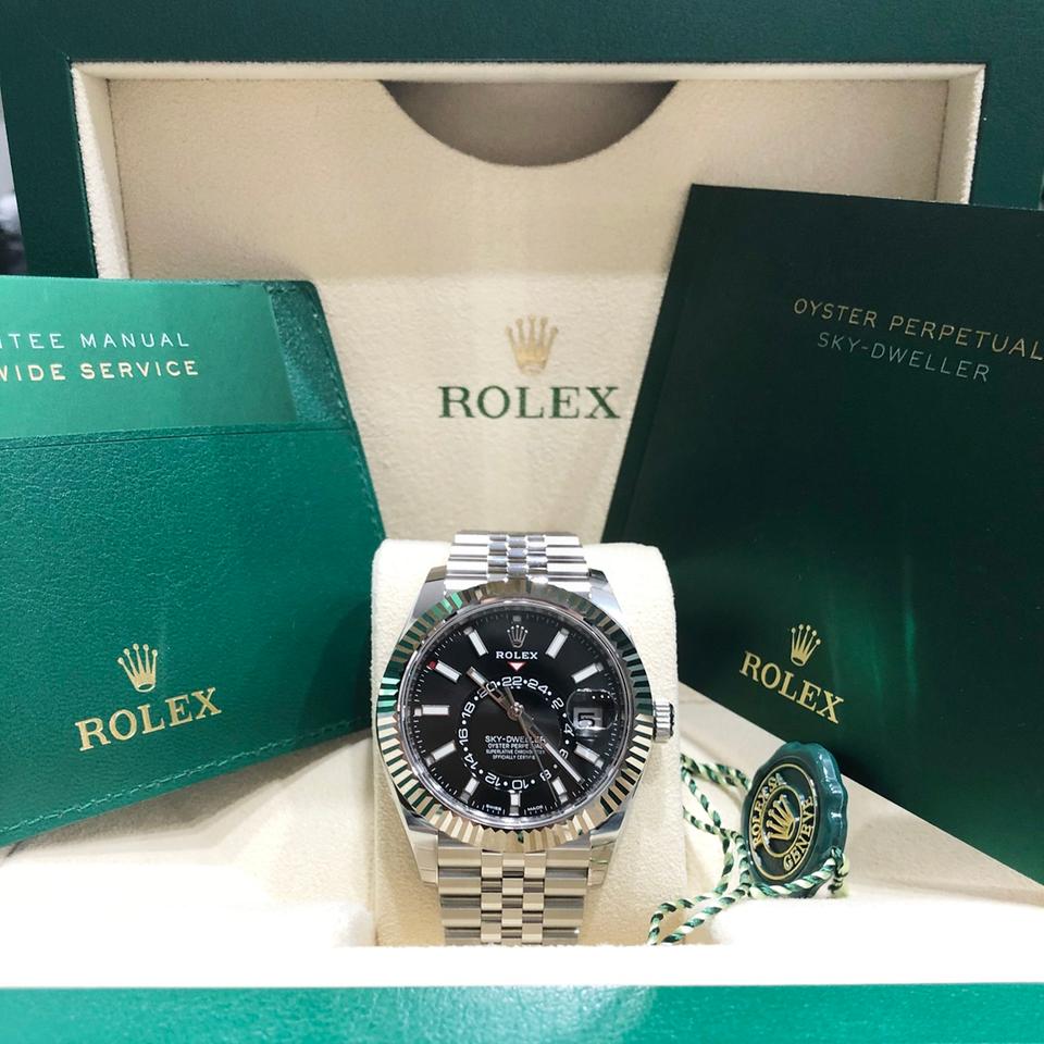 Rolex Sky-Dweller 326934 Black Index Dial Jubilee Bracelet