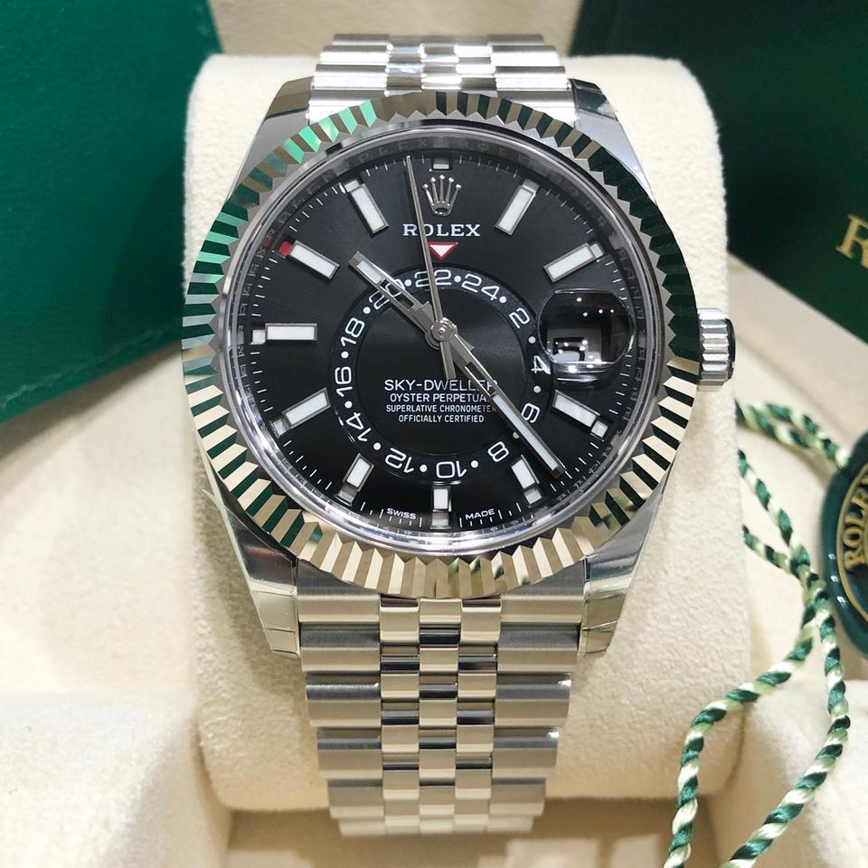 Rolex Sky-Dweller 326934 Black Index Dial Jubilee Bracelet