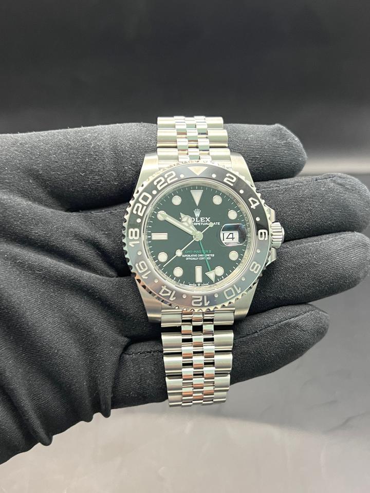 Rolex GMT-Master II Bruce Wayne 126710GRNR