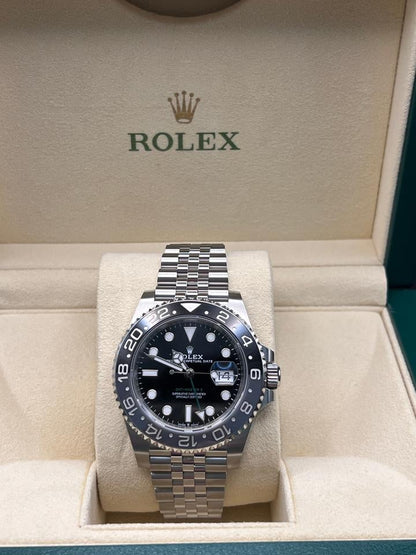 Rolex GMT-Master II Bruce Wayne 126710GRNR