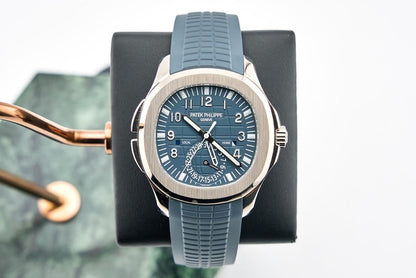 Patek Philippe Aquanaut Travel Time 5164G 40.8mm White Gold Blue Dial