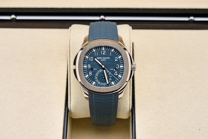 Patek Philippe Aquanaut Travel Time 5164G 40.8mm White Gold Blue Dial
