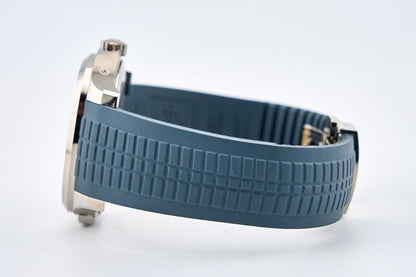 Patek Philippe Aquanaut Travel Time 5164G 40.8mm White Gold Blue Dial