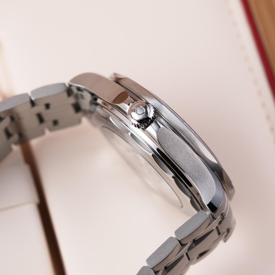 Omega Seamaster Diver 300M 210.30.42.20.03.001 Blue Dial Stainless Steel Bracelet