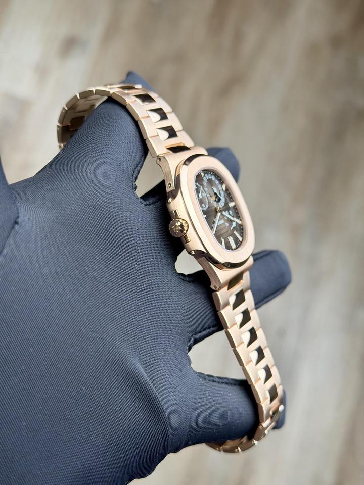 Patek Philippe Nautilus 5712/1R 18K Rose Gold Brown Dial