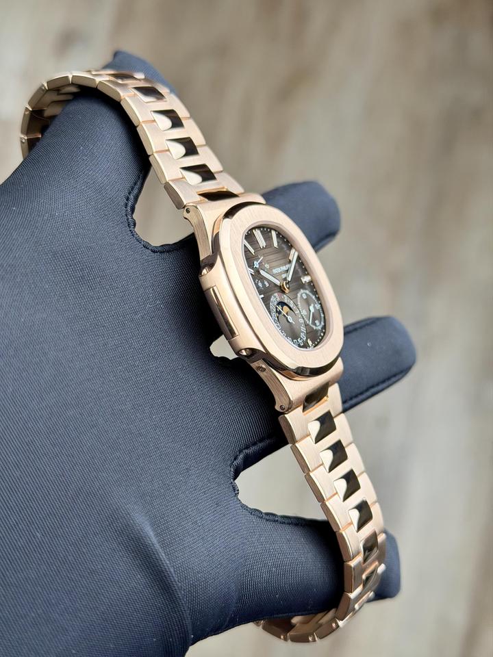 Patek Philippe Nautilus 5712/1R 18K Rose Gold Brown Dial