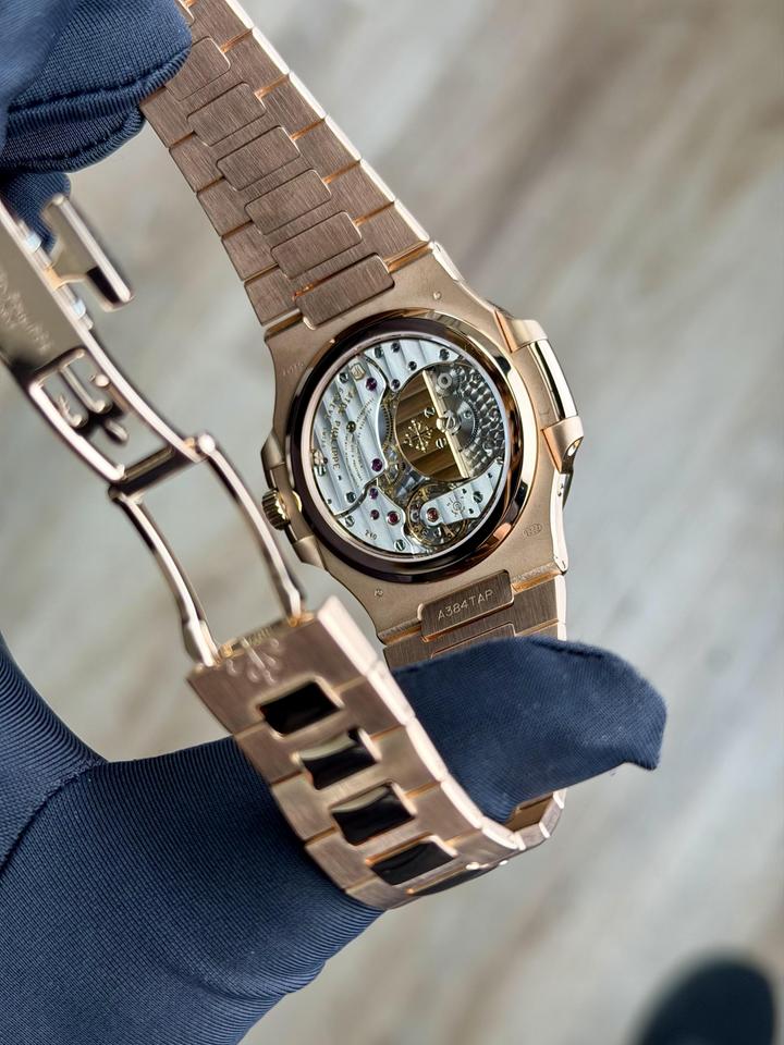 Patek Philippe Nautilus 5712/1R 18K Rose Gold Brown Dial