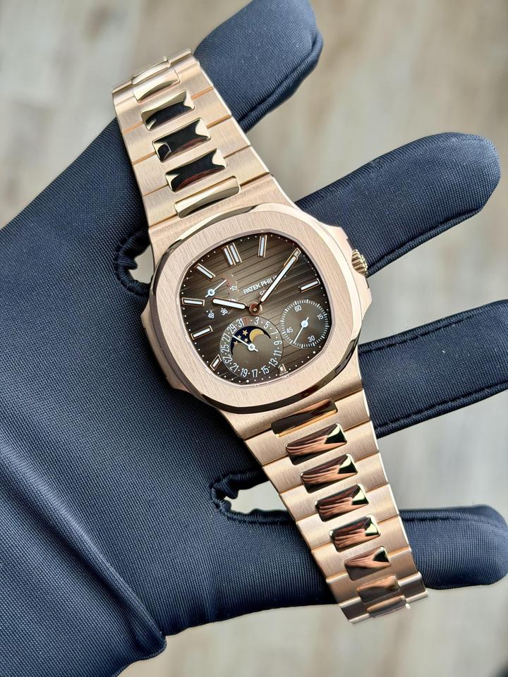Patek Philippe Nautilus 5712/1R 18K Rose Gold Brown Dial