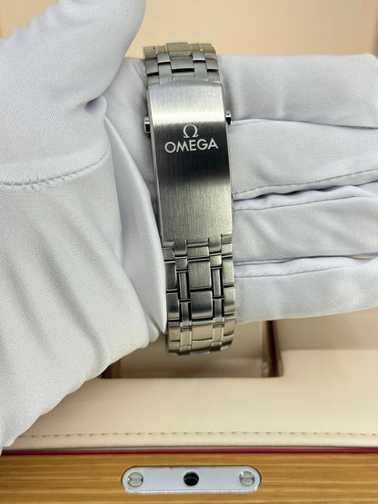 Omega Seamaster Diver 300M 210.30.42.20.04.001 White Dial Stainless Steel