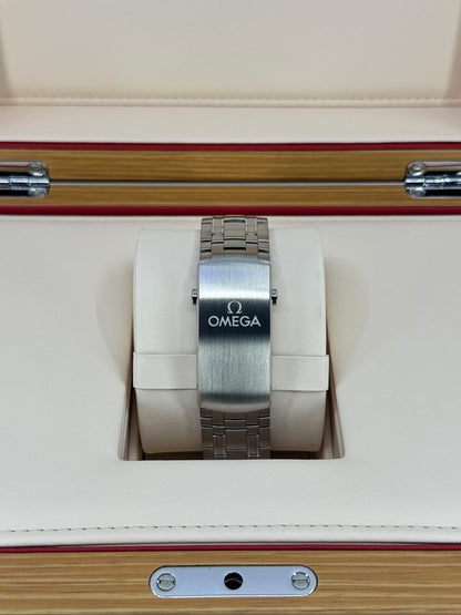 Omega Seamaster Diver 300M 210.30.42.20.04.001 White Dial Stainless Steel