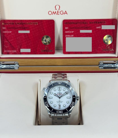 Omega Seamaster Diver 300M 210.30.42.20.04.001 White Dial Stainless Steel