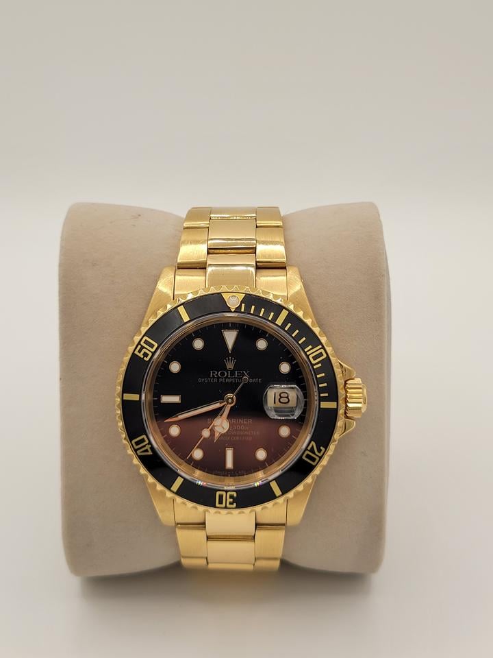 Rolex Submariner Date 16618 18K Yellow Gold Black Dial