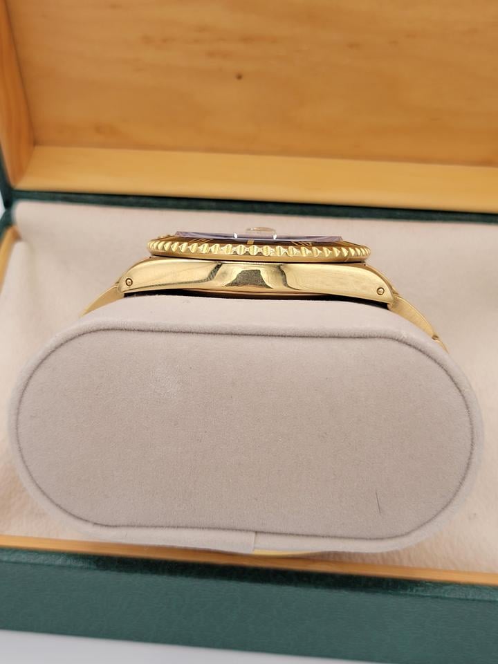 Rolex Submariner Date 16618 18K Yellow Gold Black Dial