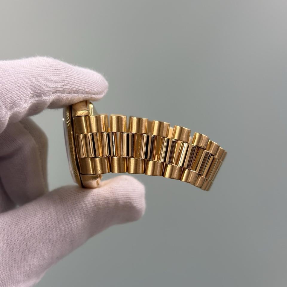 Rolex Day-Date 36 18238 18K Yellow Gold Roman Numeral Dial