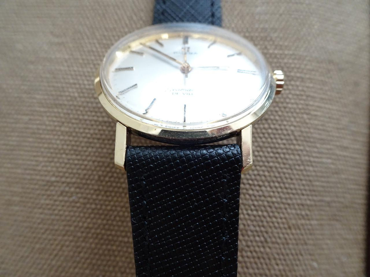 Omega Seamaster DeVille Vintage Ref. 135.020 18K Gold Onyx Dial
