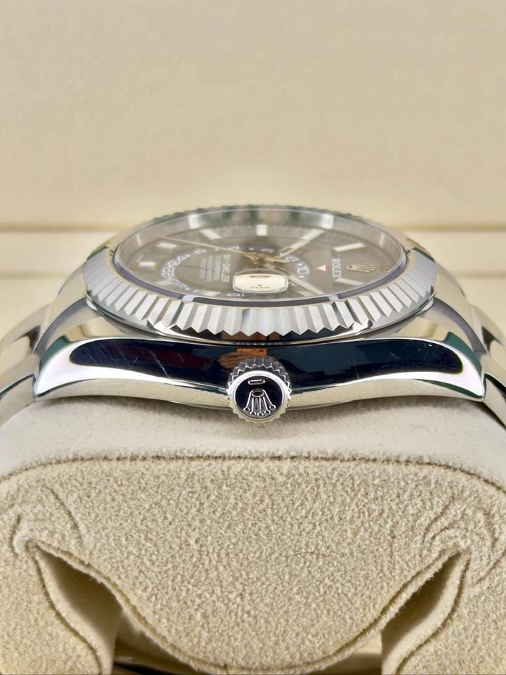 Rolex Sky-Dweller 326934 Blue Dial Oyster Bracelet