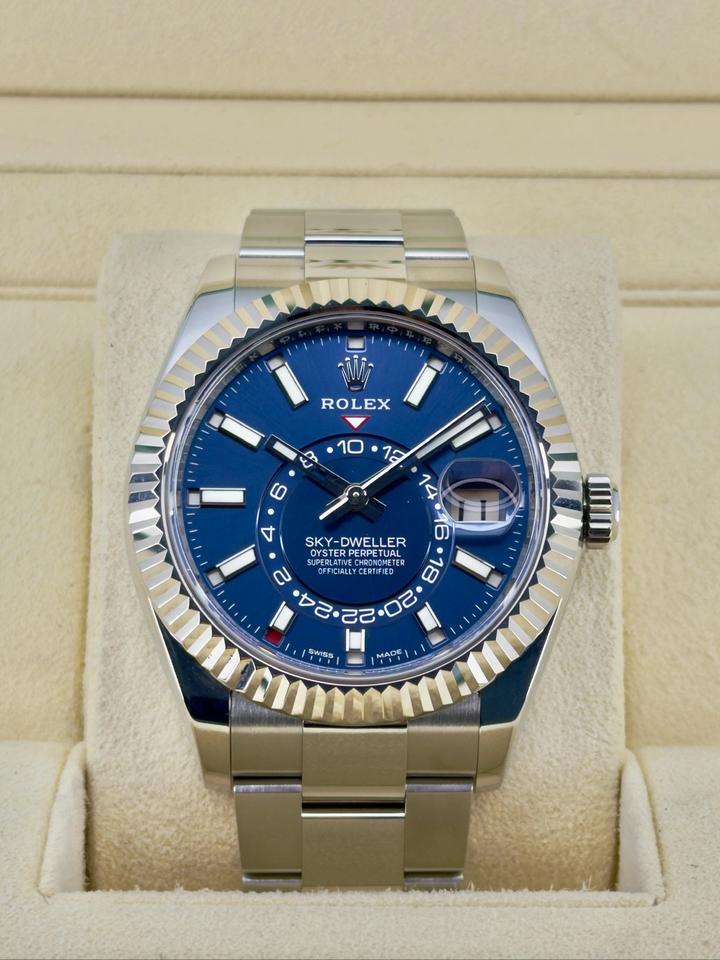 Rolex Sky-Dweller 326934 Blue Dial Oyster Bracelet