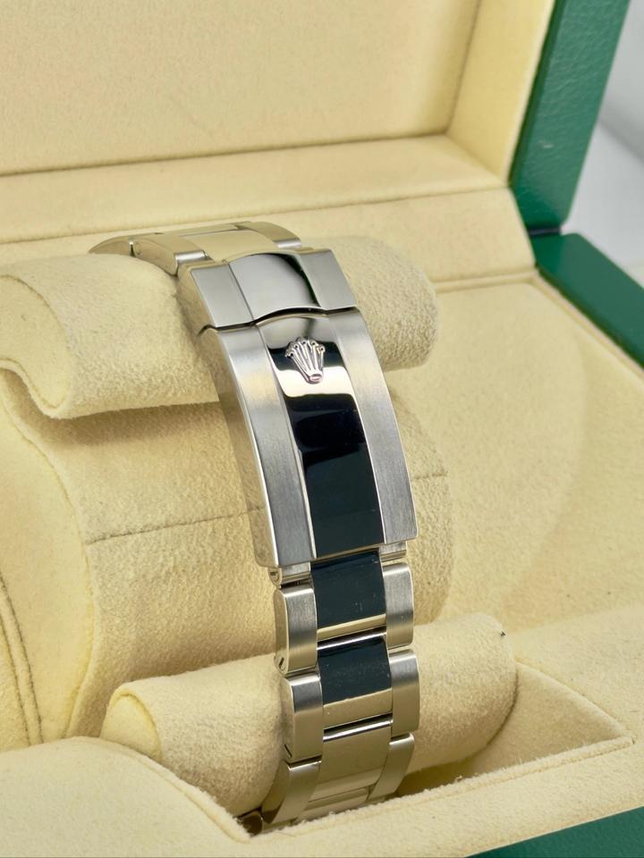 Rolex Sky-Dweller 326934 Blue Dial Oyster Bracelet