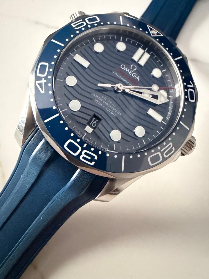 Omega Seamaster Diver 300M 42mm Stainless Steel Blue Wave Dial