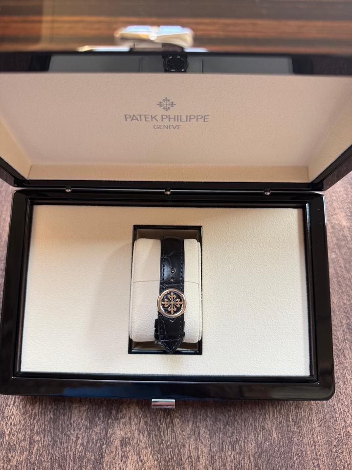 Patek Philippe Complications Annual Calendar Moon Phase White Gold Blue Dial