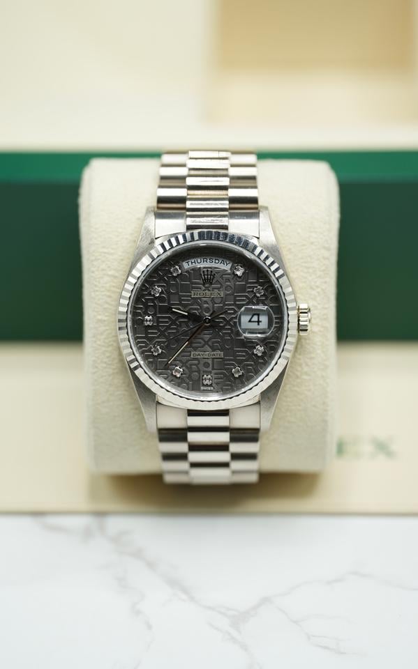 Rolex Day-Date 36 18239 White Gold Grey Jubilee Diamond Dial