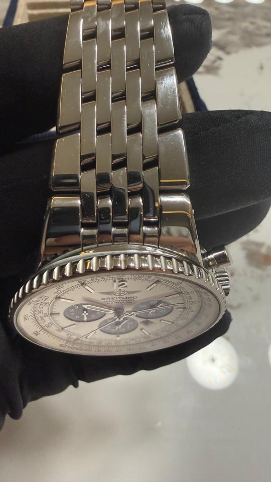 Breitling Navitimer Heritage A35350 43mm White Dial Chronograph