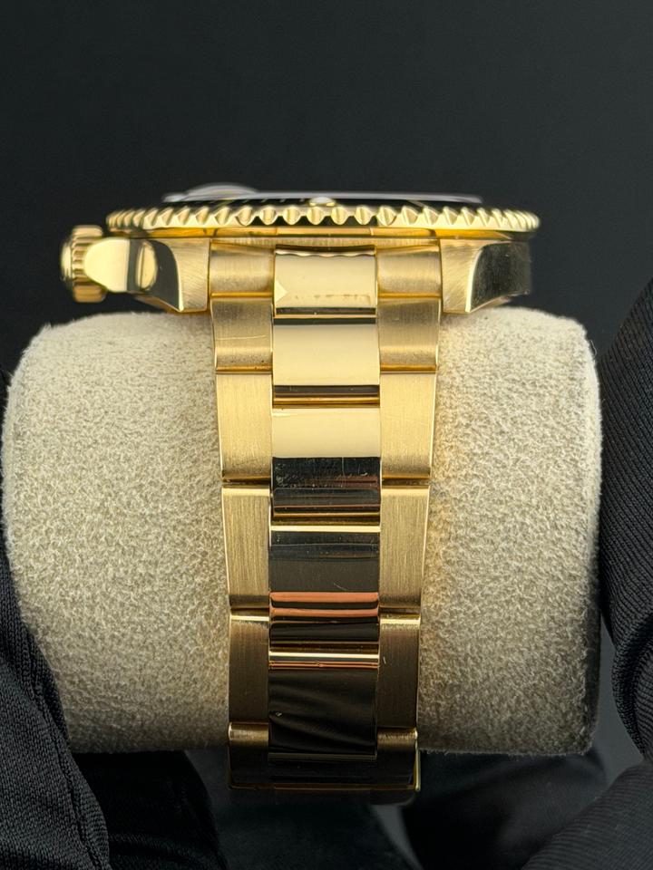 Rolex Submariner Date 16618 18K Yellow Gold Serti Dial