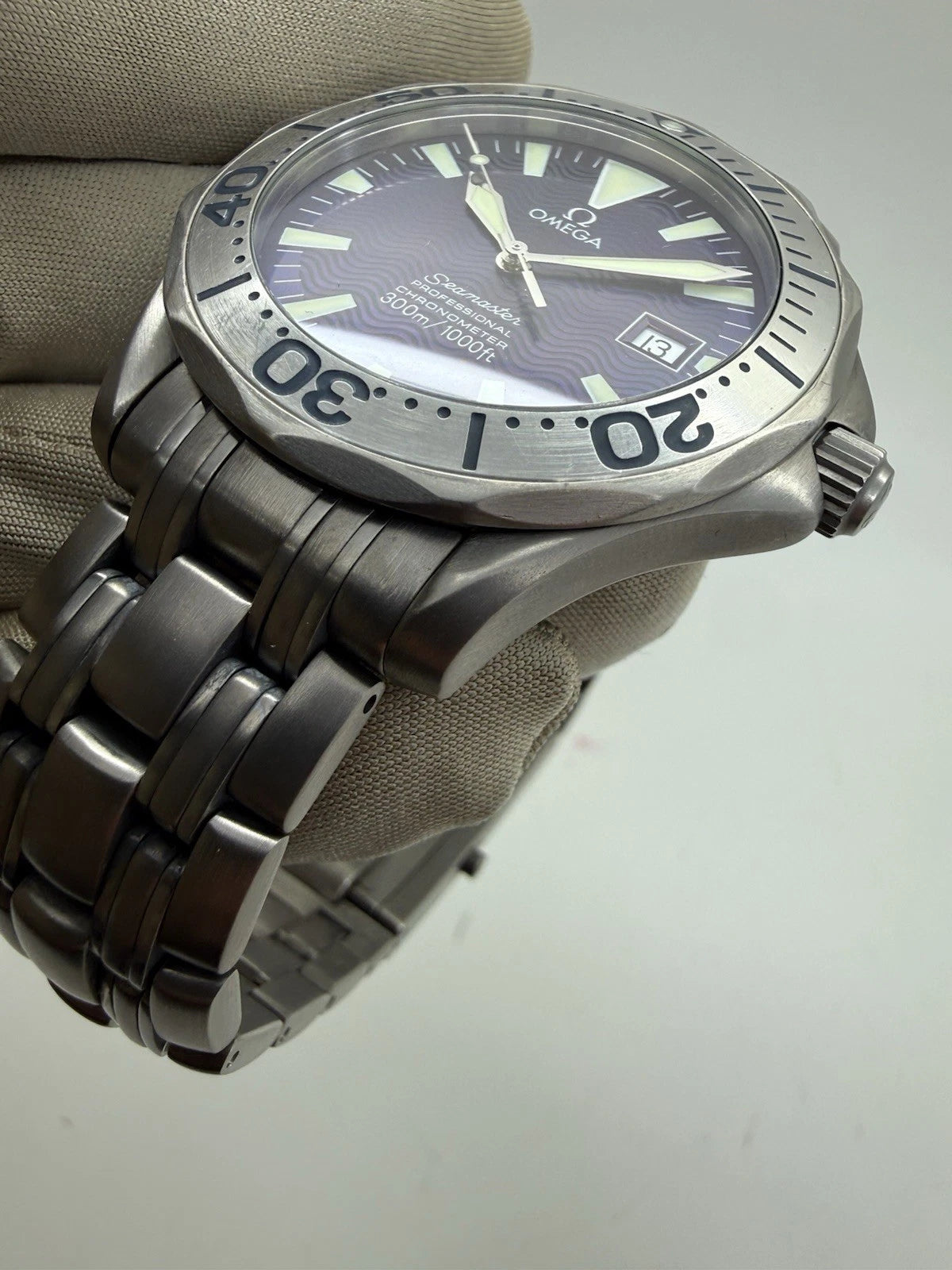 Omega Seamaster Professional 2231.80 Titanium 41mm Purple Blue Dial