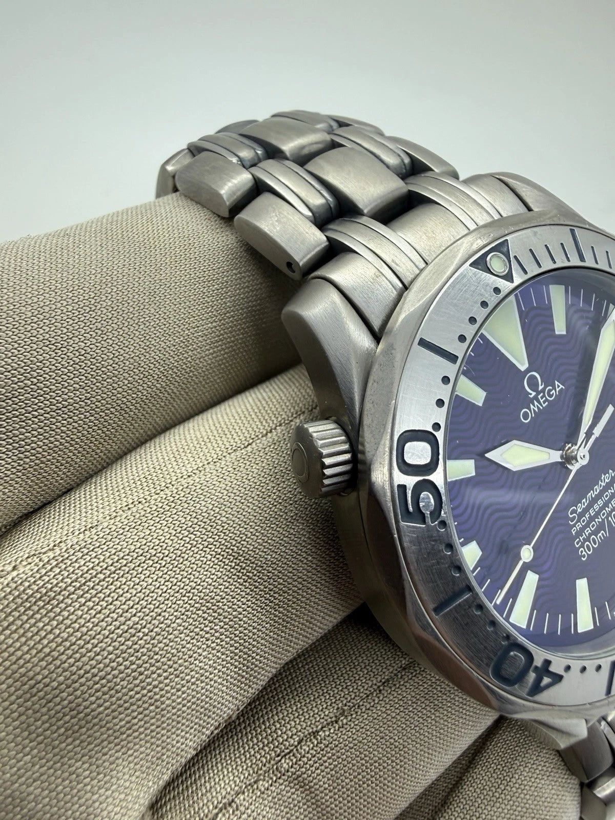 Omega Seamaster Professional 2231.80 Titanium 41mm Purple Blue Dial