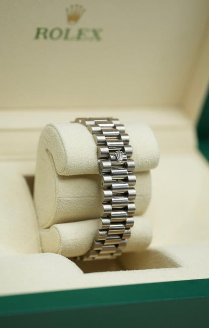 Rolex Day-Date 36 18239 White Gold Grey Jubilee Diamond Dial